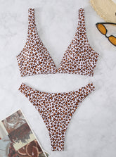 Bikini triangular con estampado de leopardo